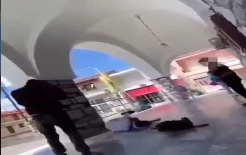 Αλιβέρι: Σκληρές σκηνές από συμπλοκή ανηλίκων