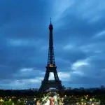 Φρίκη δίπλα στον Πύργο του Άιφελ: Συνελήφθη ανήλικος που βίασε 32χρονη Ουκρανή τουρίστρια