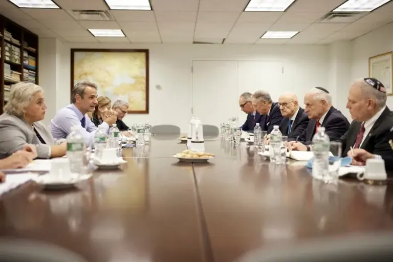 Κυριάκος Μητσοτάκης: Ενημέρωσε αντιπροσωπείες αμερικανοεβραϊκών οργανώσεων για την εμπρηστική ρητορική της Τουρκίας