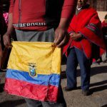 Ισημερινός: Κρίσιμο δημοψήφισμα για τον πρόεδρο Νομπόα