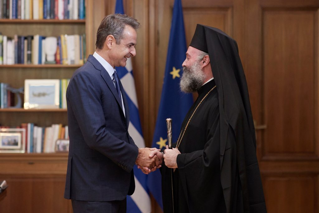 Συνάντηση του Μητσοτάκη με τον Αρχιεπίσκοπο Αυστραλίας