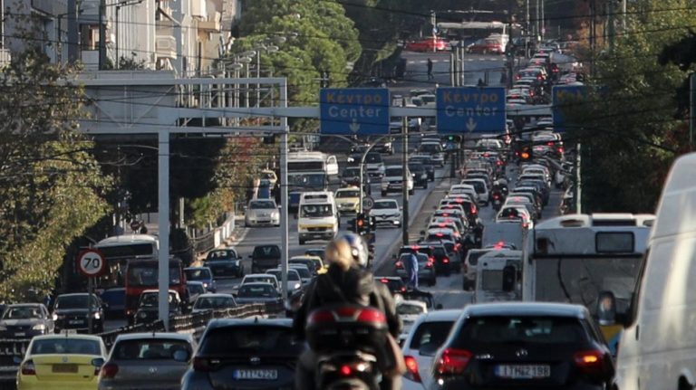 Κίνηση τώρα: Μποτιλιάρισμα από νωρίς εξαιτίας της απεργίας – Ποιους δρόμους να αποφύγετε