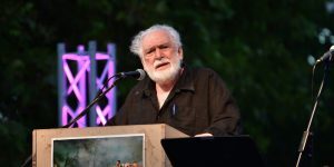 Κώστας Καζάκος