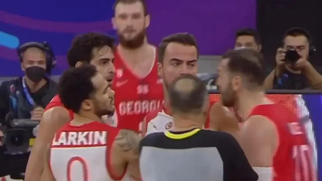 Ευρωμπάσκετ 2022: Οι Τούρκοι απειλούν να αποχωρήσουν