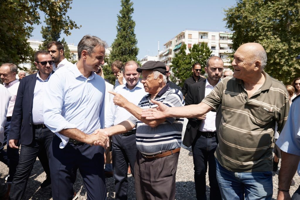 Μητσοτάκης από Σέρρες: Η κυβέρνηση θα είναι δίπλα σε κάθε Ελληνίδα και Έλληνα – Έχουμε δύσκολο χειμώ