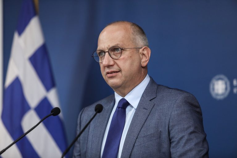 Οικονόμου: Δηλώσεις του κυβερνητικού εκπροσώπου για ενεργειακή κρίση, Τουρκία και επισυνδέσεις