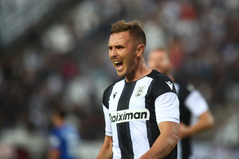 Super League: Με Κούρτιτς στη δεύτερη θέση ο ΠΑΟΚ – Αγωνία για τον Κοτάρσκι που μεταφέρθηκε σε νοσοκομείο