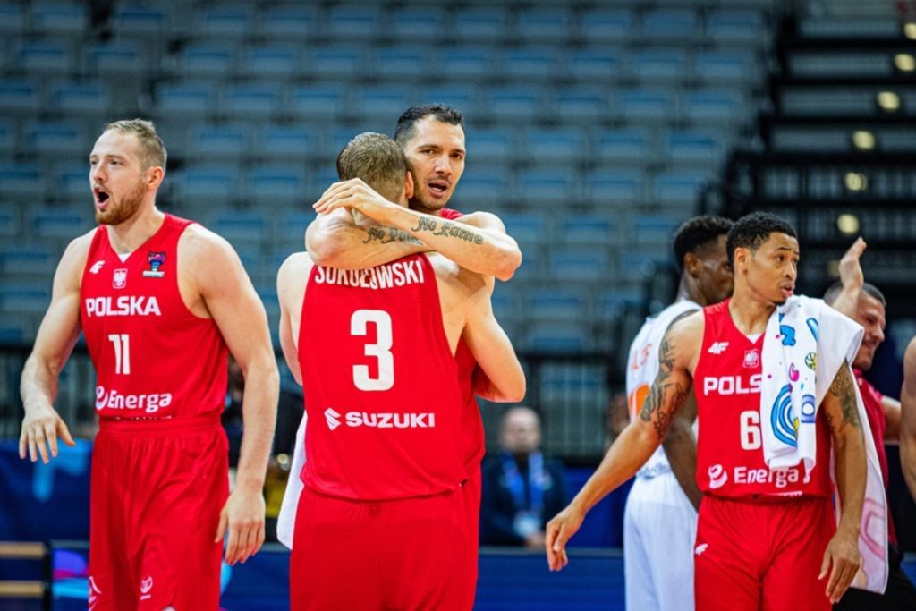 Ευρωμπάσκετ 2022: Έκανε το 3-1 η Πολωνία – 75-69 την Ολλανδία