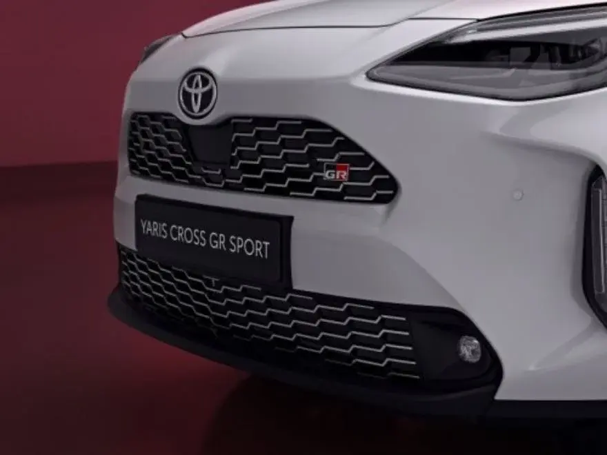 Toyota Yaris Cross GR SPORT: Στυλ και απόδοση!