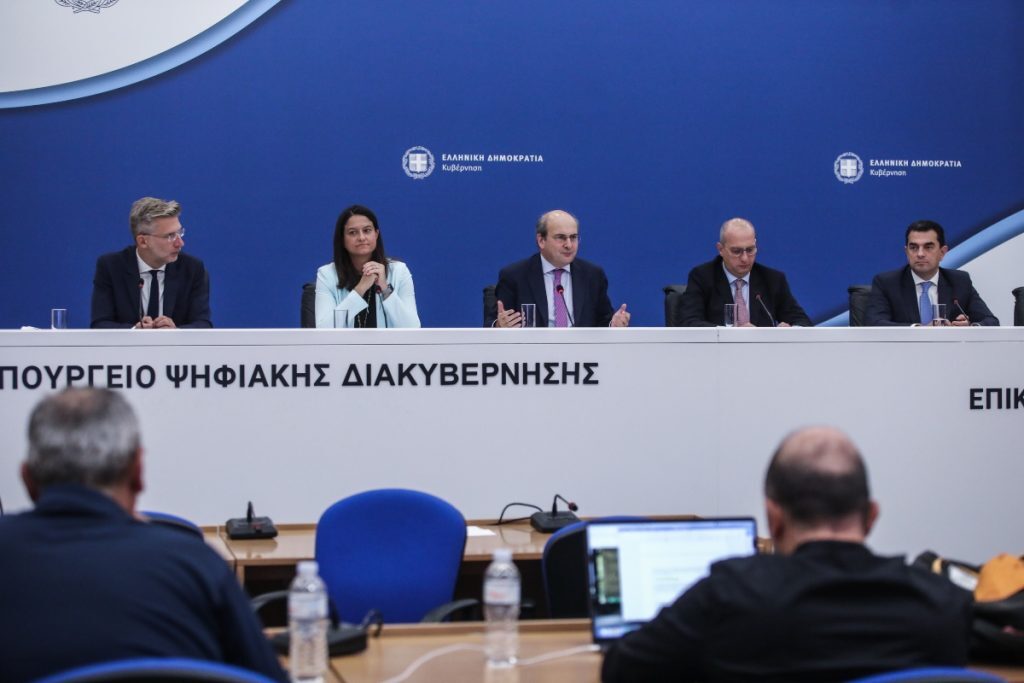 «Σπίτι μου»: Χαμηλότοκα στεγαστικά δάνεια σε 10.000 νέους – Ποιους αφορά το πρόγραμμα – Τι θα συμβεί με τρίτεκνους και πολύτεκνους [βίντεο]