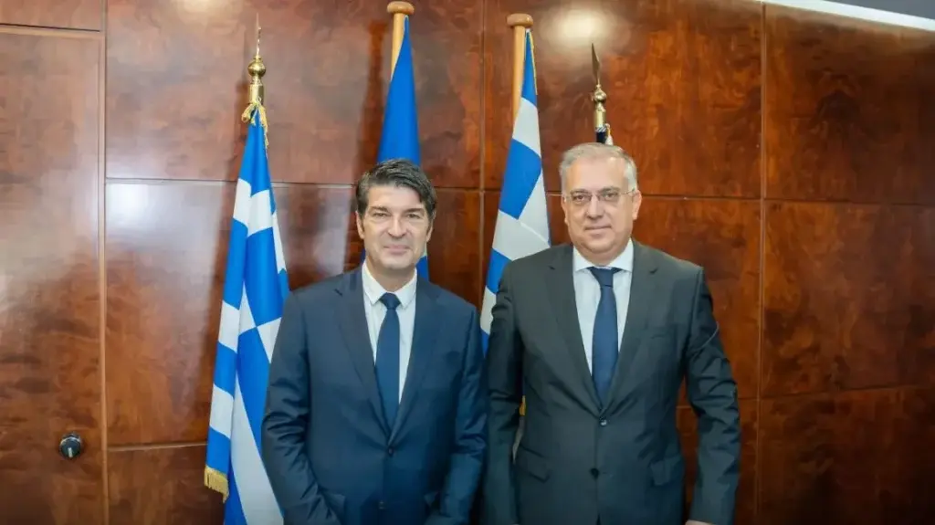 Θεοδωρικάκος: Τι συζήτησαν στη συνάντησή του με τον Γάλλο πρέσβη
