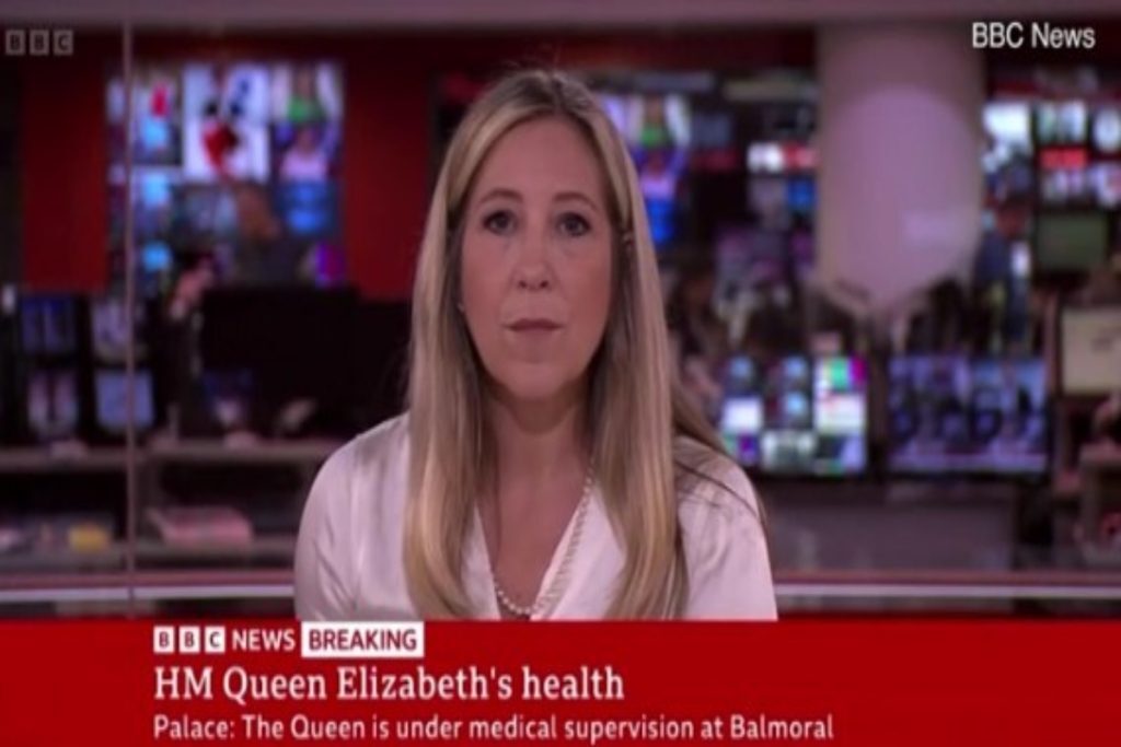 Βασίλισσα Ελισάβετ: Η στιγμή που το BBC διακόπτει για να μεταδώσει τα τελευταία νέα για την υγεία τη