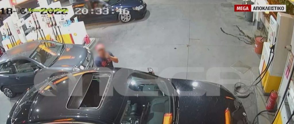 Βίντεο-ντοκουμέντο: Έτσι κλέβουν κινητά σε βενζινάδικα