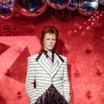 Ντέιβιντ Μπόουι: Τιμήθηκε με πλακέτα στη Λεωφόρο της Δόξας της Μουσικής στο Λονδίνο