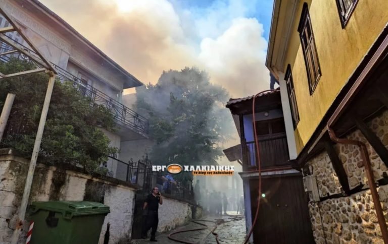 Τραγωδία στην Χαλκιδική: Νεκρή ηλικιωμένη μετά από φωτιά σε σπίτι στην Αρναία