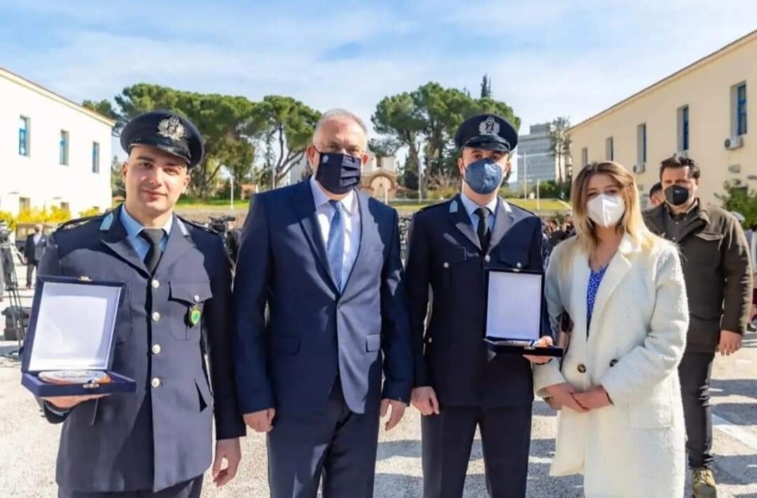 Εσωτερική εικόνα άρθρου