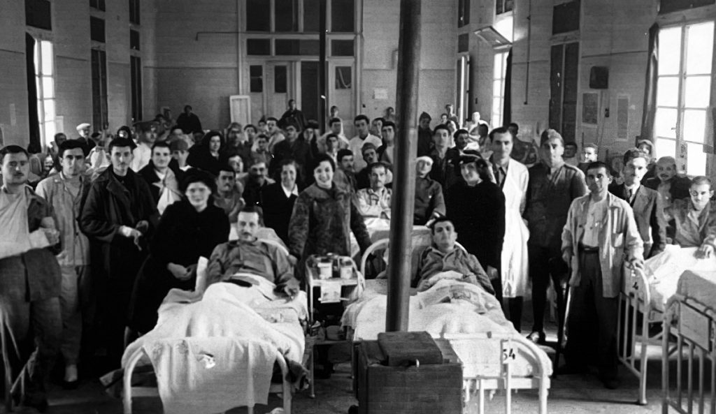 Ο Ερυθρός Σταυρός στον πόλεμο του ’40: Το έπος γιατρών και νοσοκόμων [εικόνες]