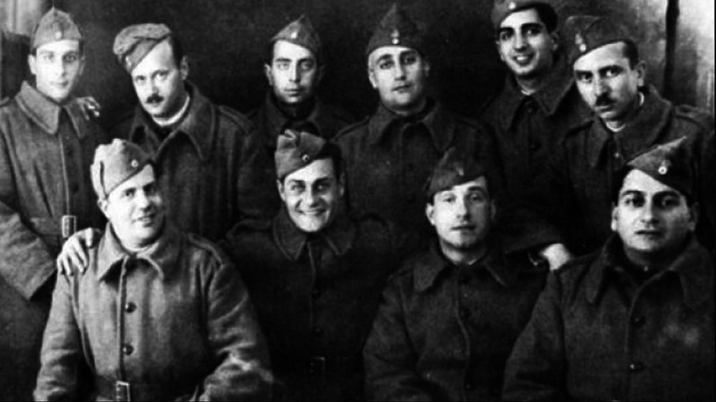 28η Οκτωβρίου: Όταν οι τέχνες πήραν τα όπλα – Ποιοι διάσημοι Έλληνες ηθοποιοί, καλλιτέχνες, συ