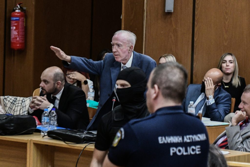 Χρυσή Αυγή: Ο κακός χαμός με τον Κωνσταντίνο Πλεύρη να χαιρετά ναζιστικά