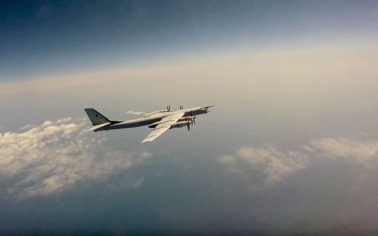 ΗΠΑ: Δύο ρωσικά βομβαρδιστικά αναχαιτίστηκαν κοντά στις ακτές της Αλάσκας