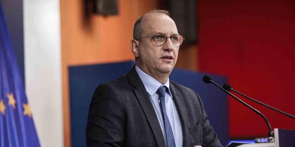 Απάντηση Οικονόμου σε ΣΥΡΙΖΑ: Ας καταθέσει ο Τσίπρας πρόταση μομφής