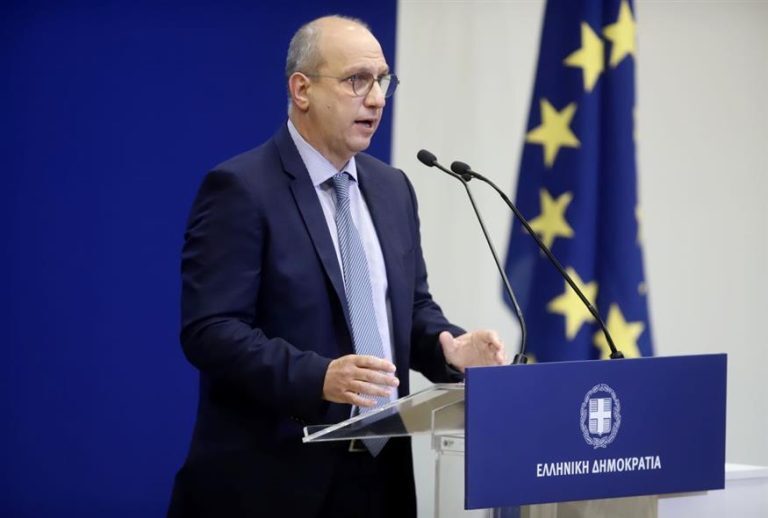 Οικονόμου: ΄Εκτακτη χρηματοδότηση για την κάλυψη του ενεργειακού κόστους των σχολείων
