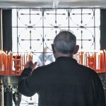 Αγίου Αθανασίου 2024: Πότε γιορτάζει ο Θανάσης