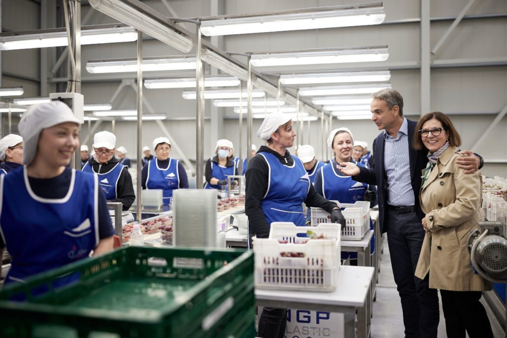 Μητσοτάκης από Πέλλα: Οι εξαγωγές, δείχνουν τη δυναμική του πρωτογενούς τομέα