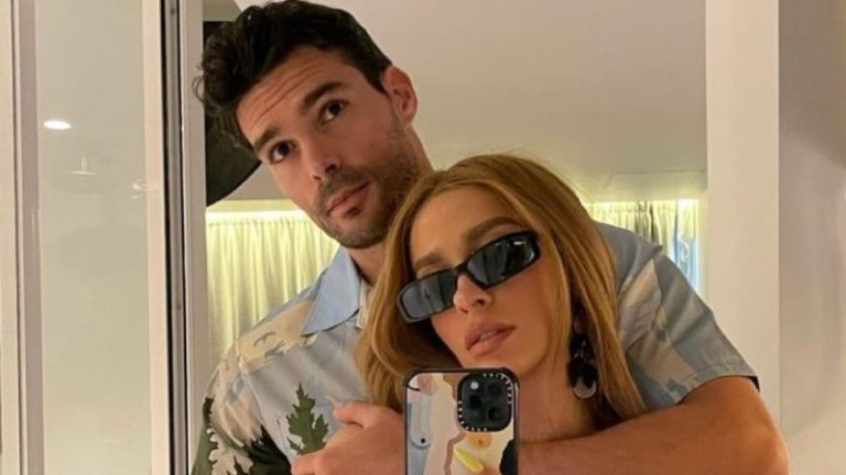 Ελένη Φουρέιρα: Νέα φωτογραφία με τζιν και φουσκωμένη κοιλιά