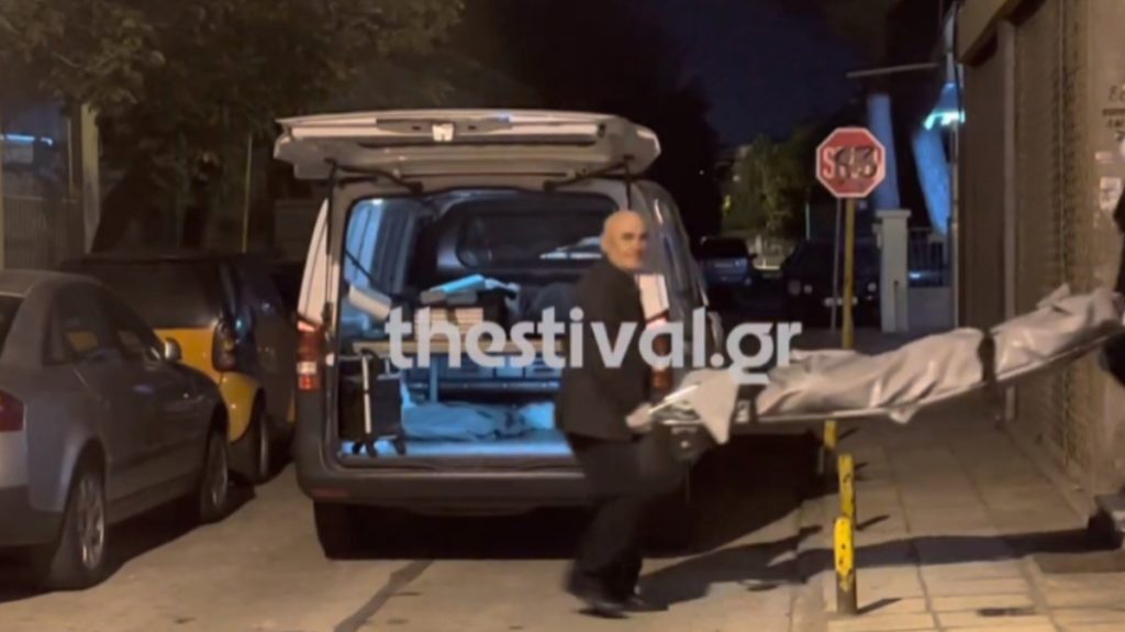 Άγριο έγκλημα στη Θεσσαλονίκη: 41χρονος βρέθηκε νεκρός με τραύμα στο κεφάλι δίπλα στον ημιλιπόθυμο πατέρα του