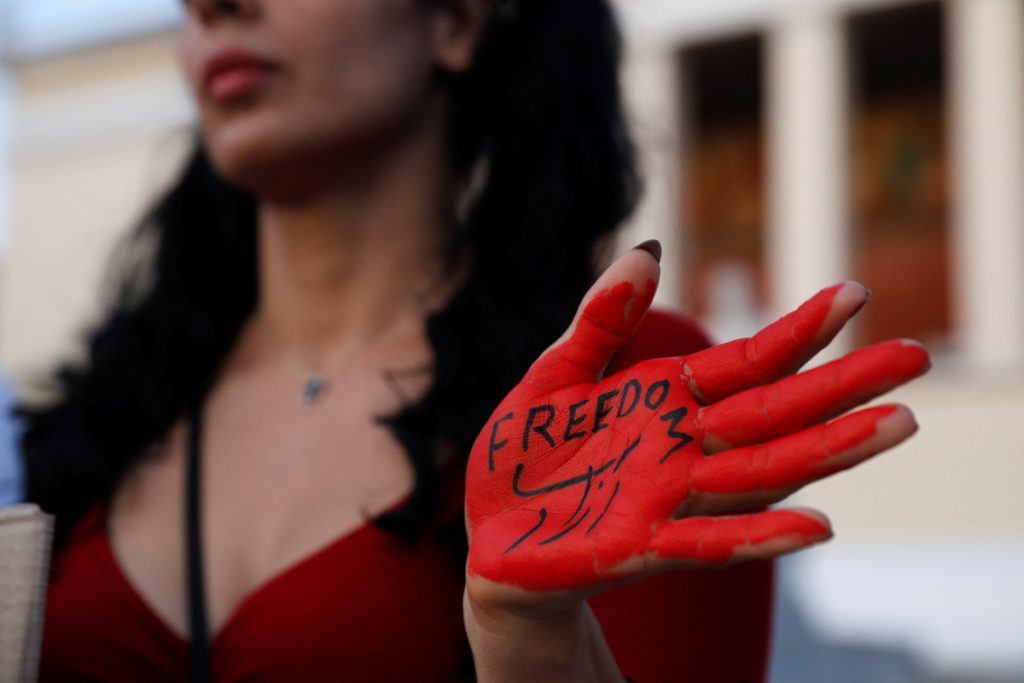 Ιράν: 28 παιδιά ανάμεσα στους νεκρούς των διαδηλώσεων – Πολλές συλλήψεις ανηλίκων