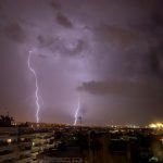 Καιρός: Κεραυνοί και βροχές την Παρασκευή – Συνεχίζεται η αστάθεια [χάρτες]