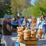 Ακρίβεια: Πήρε «φωτιά» το κουλούρι – Έως 60% πάνω η τιμή του [Βίντεο]