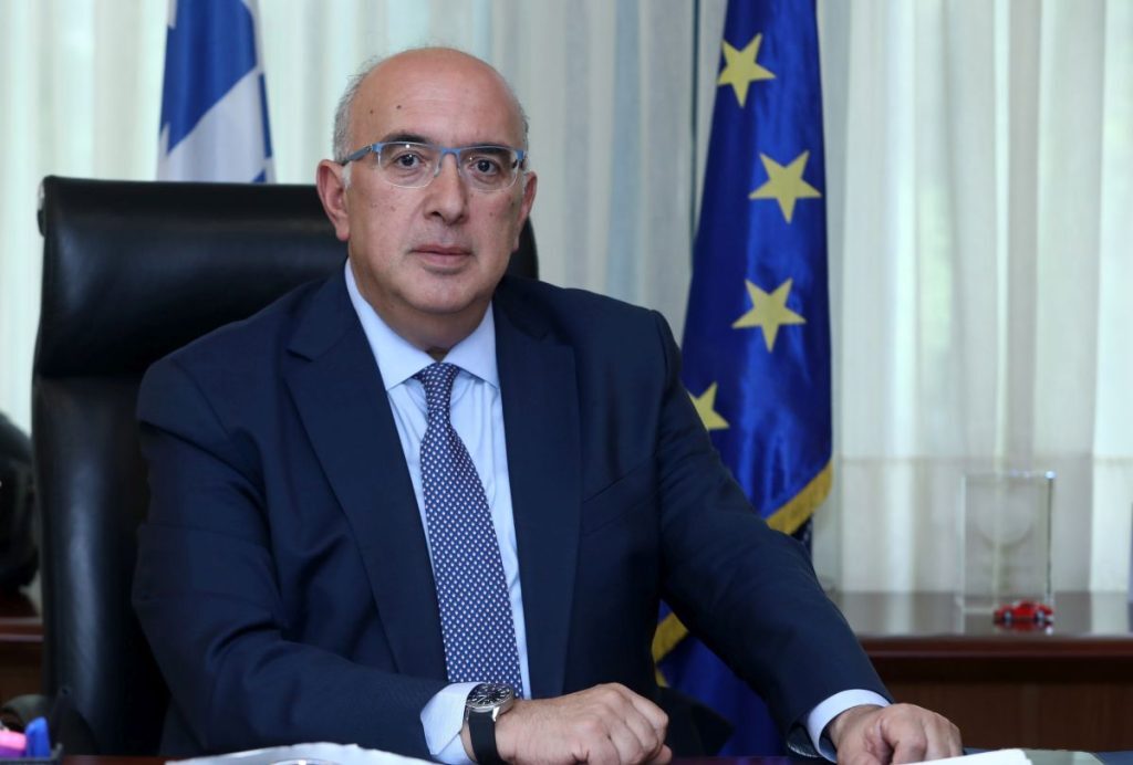 Μιχάλης Παπαδόπουλος στον Ε.Τ.: 25.000 σημεία φόρτισης ηλεκτρικών αυτοκινήτων μέχρι το 2030
