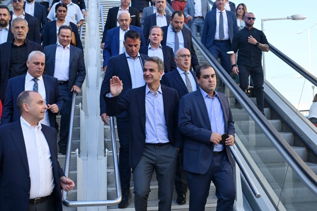 Μετρό Πειραιά – Μητσοτάκης: Κάνουμε πράξη το σύνθημα συνέπεια – Παραδίδουμε μεγάλα έργα υποδομής, κάποιοι παρουσίαζαν μουσαμάδες