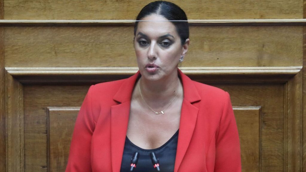 Νόνη Δούνια: «Ο Κώστας Τσουρός δεν μου πρότεινε να τον ακολουθήσω στον ΣΚΑΪ»