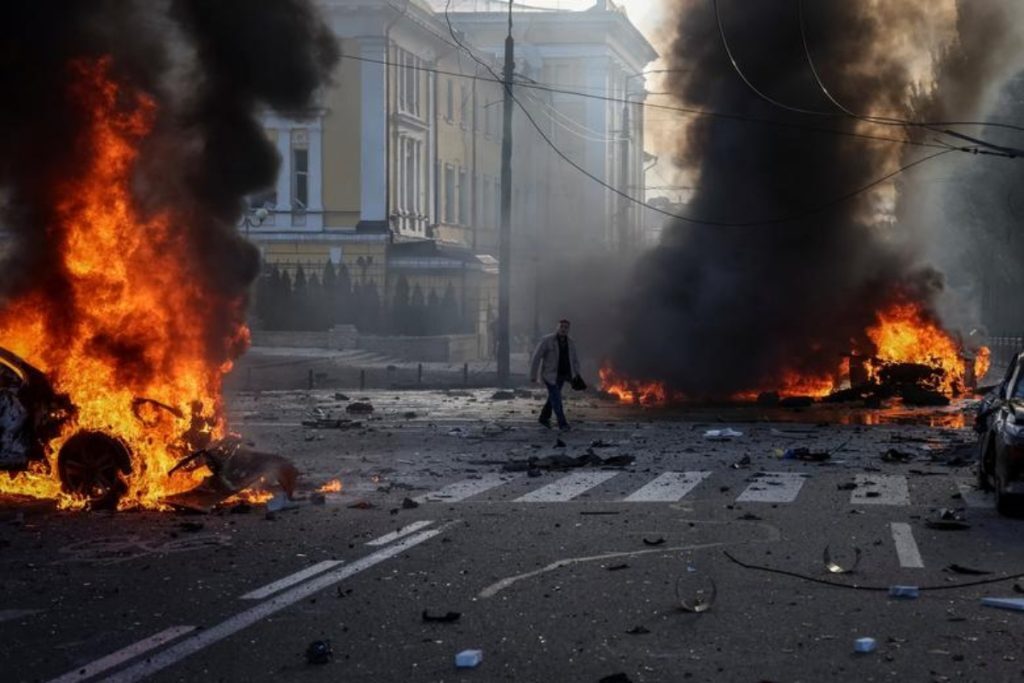 Ουκρανία: Ρωσικές επιθέσεις σε εγκαταστάσεις δημητριακών σε Οδησσό και Δούναβη
