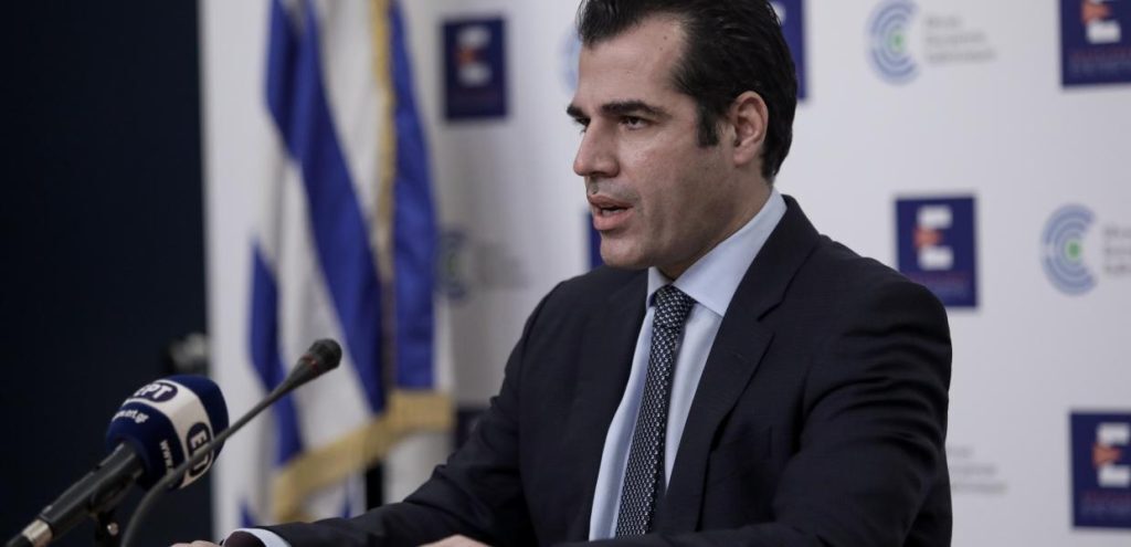 Κορονοϊός: Σβήνεται το πρόστιμο για τους ανεμβολίαστους άνω των 60 που εμβολιάστηκαν – Τι είπε