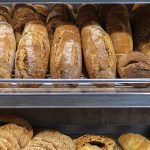 Το ψωμί εξαφανίζεται από το ισπανικό τραπέζι: Οι λόγοι για την μείωση κατά 80%