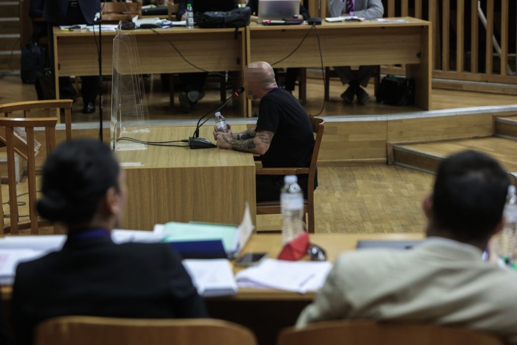 Δίκη Χρυσής Αυγής: Συγκλόνισε ο φίλος του Φύσσα – «Ο Ρουπακιάς πήγε κατευθείαν στον Παύλο και τον μα