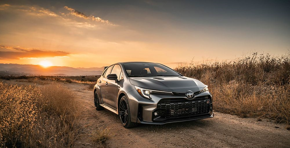 Η Toyota παρουσιάζει την GR Corolla στην καμπάνια “Rally Ready”