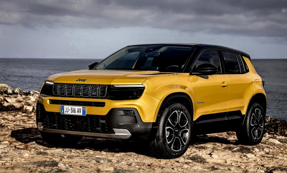 Η Jeep αποκαλύπτει το νέο εξηλεκτρισμένο Avenger