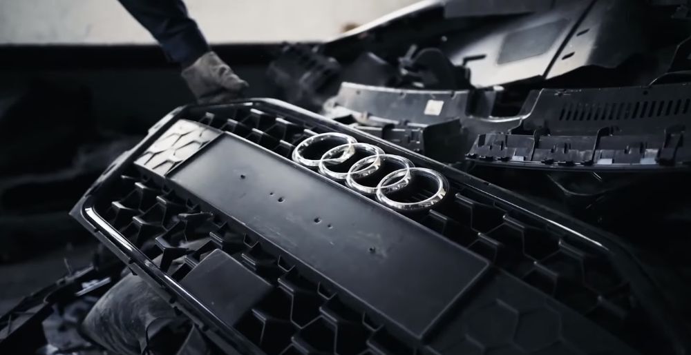 Η Audi βρήκε νέο έξυπνο τρόπο να ανακυκλώνει τα πλαστικά της