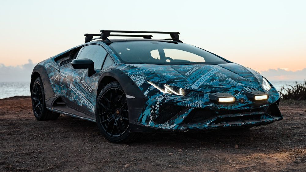 Η Huracan Sterrato θα είναι η τελευταία μη-υβριδική Lamborghini