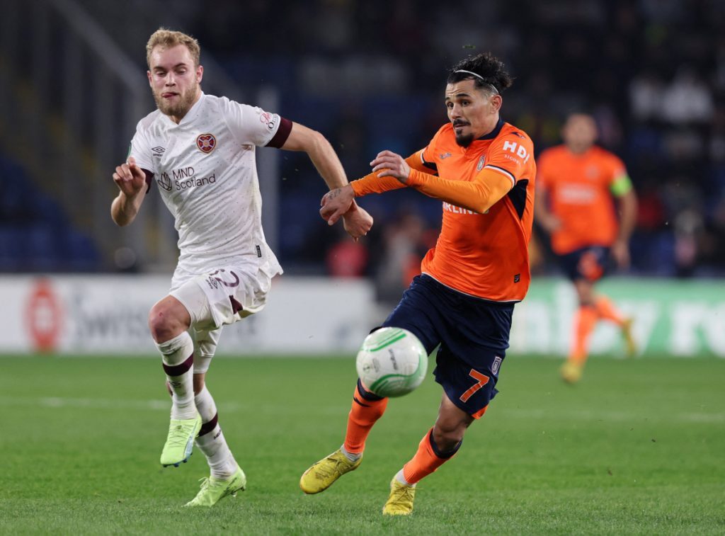 Europa Conference League: Πρώτη η Μπασακσεχίρ, στα play off η Φιορεντίνα