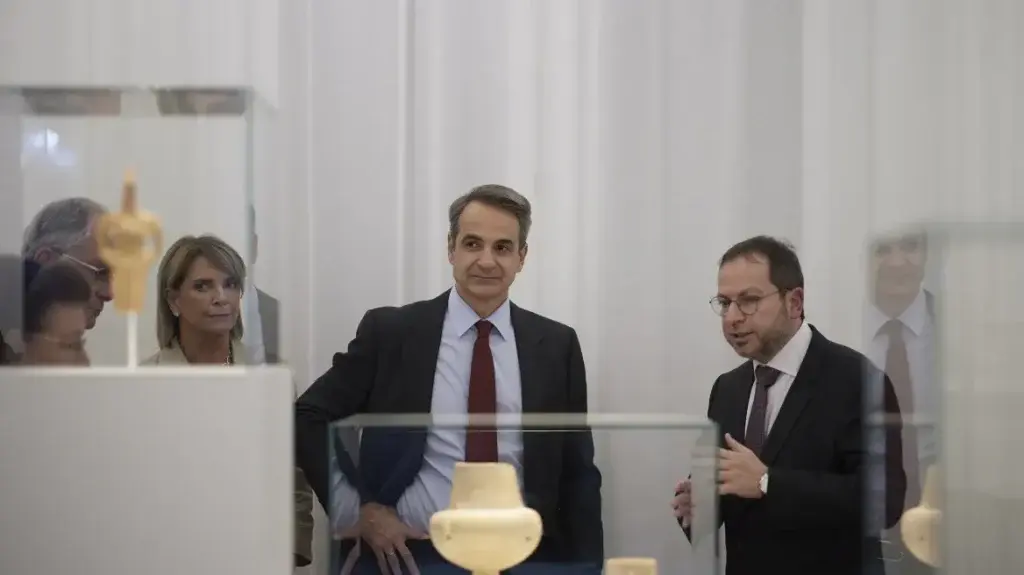 Στο Μουσείο Κυκλαδικής Τέχνης ο Μητσοτάκης για τη συλλογή Stern: Δέσμευση η διεκδίκηση της κληρονομι