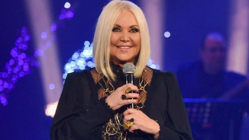 Ρούλα Κορομηλά