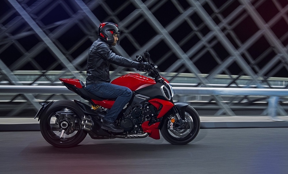Η νέα Ducati Diavel γίνεται V4!