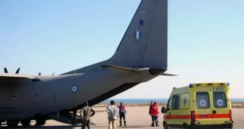 Χανιά: Με αεροδιακομιδή μεταφέρθηκε στο νοσοκομείο άνδρας που υπηρετεί σε βρετανικό πολεμικό πλοίο