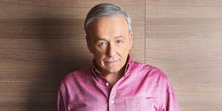 Aνδρέας Μικρούτσικος σε Super Κατερίνα: «Ισχυροί άνθρωποι έγλειφαν τη Σπυροπούλου…»
